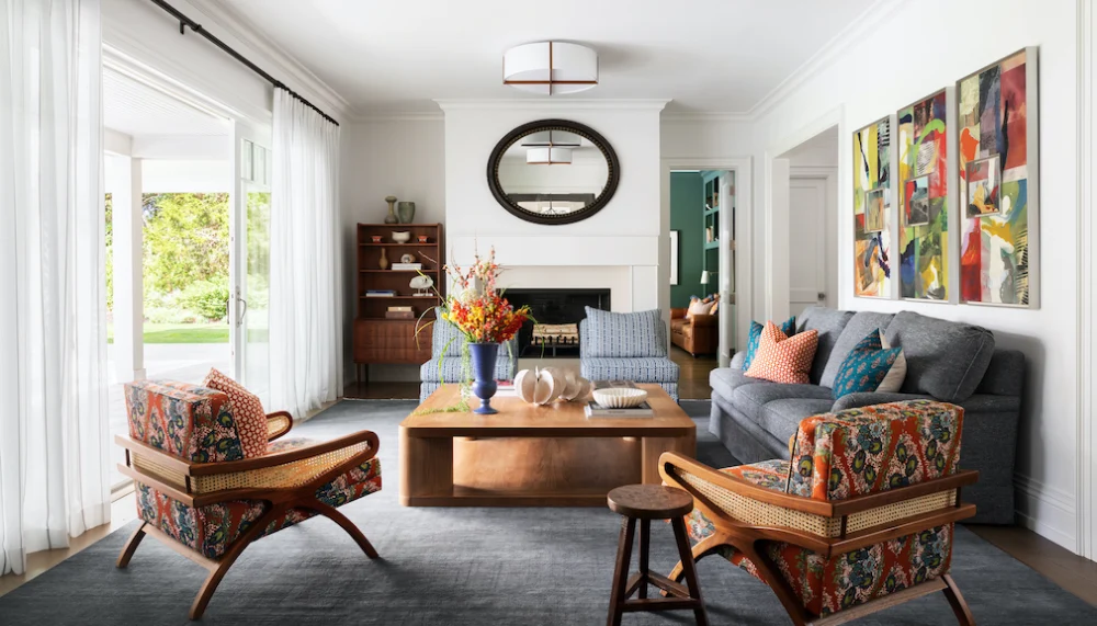 Interior Design and Personal Touches with elegant décor, cozy details, and modern style