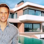 Scott Porter Holden House, a luxurious residence with historical significance in a prestigious neighborhood