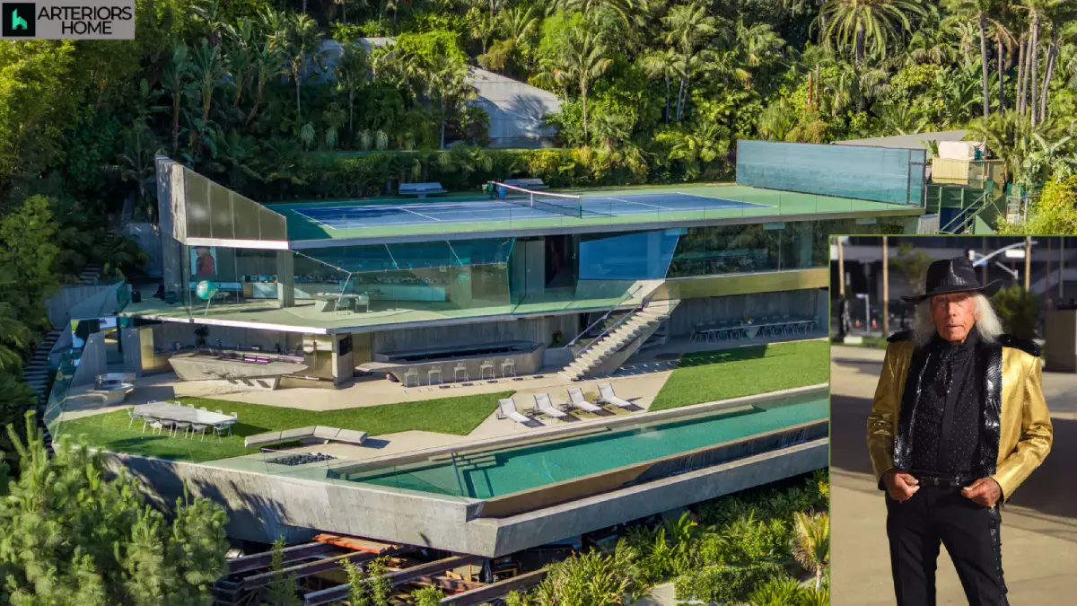 Jimmy Goldstein House exterior with glass walls and hillside views