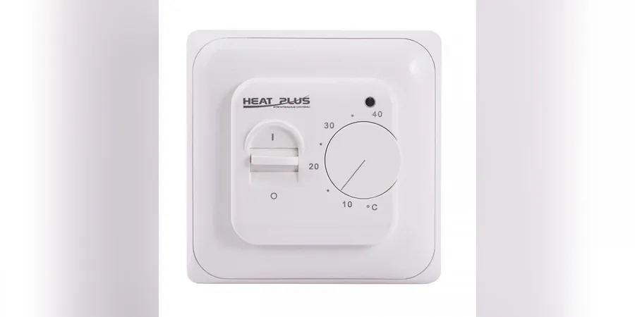 underfloor heating pros and cons: smart thermostat controlling underfloor heating zones